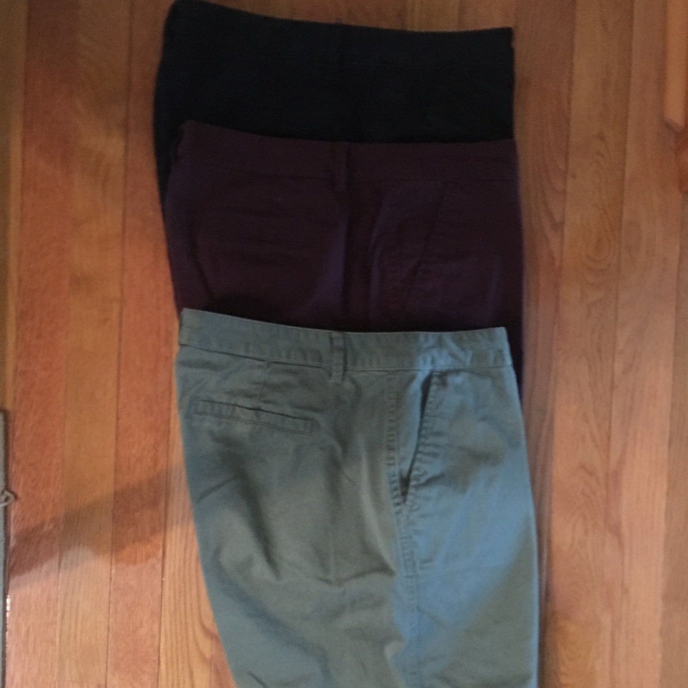 Amazon essentials Bermuda shorts lot of three